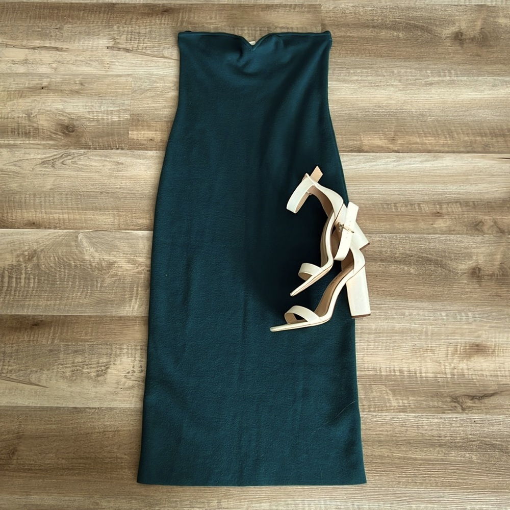 ✨Abercrombie Strapless Midi Sweater Dress
